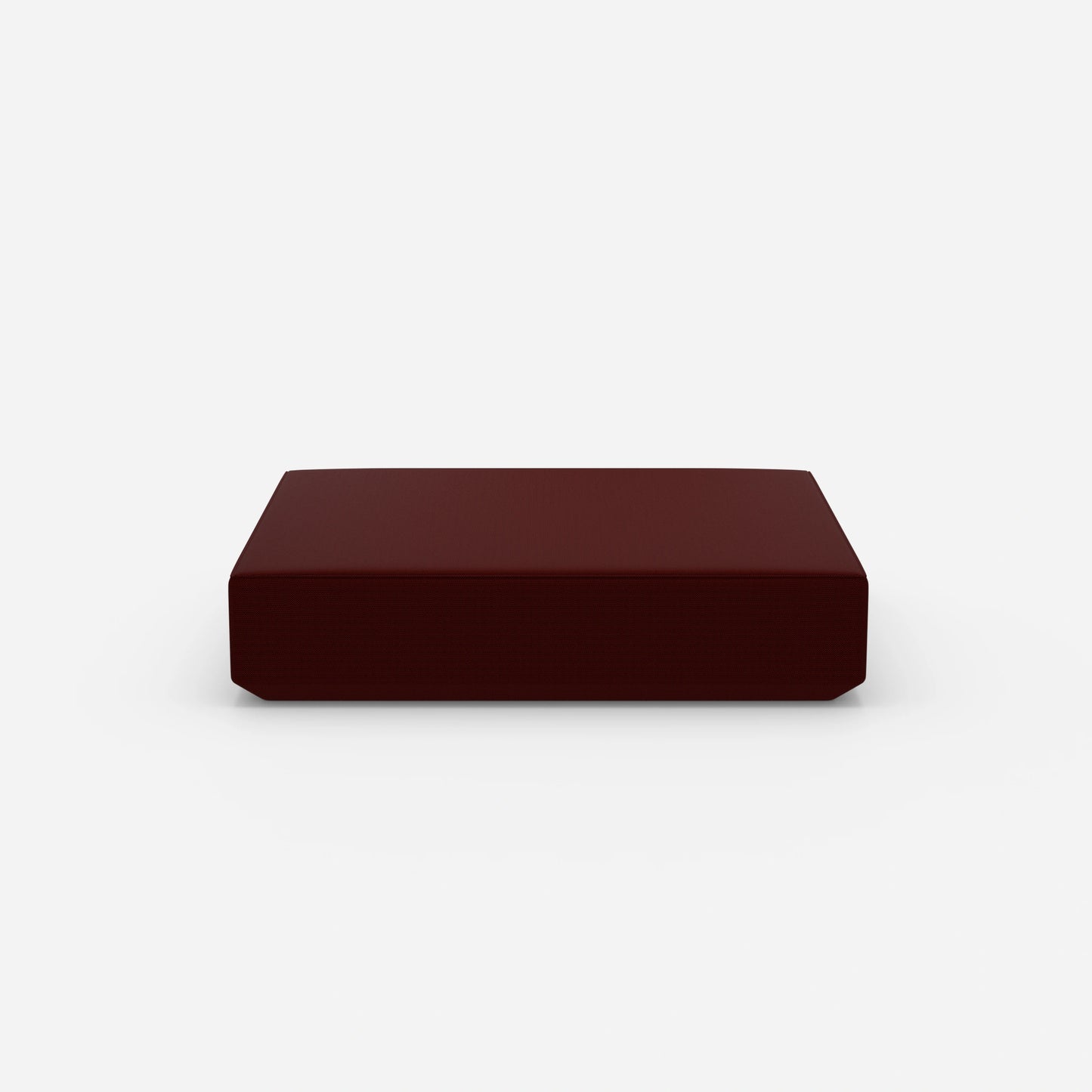 Ampio pouf moderno dal lato anteriore