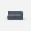 Blaues Zweisitzer Sofa von vorne