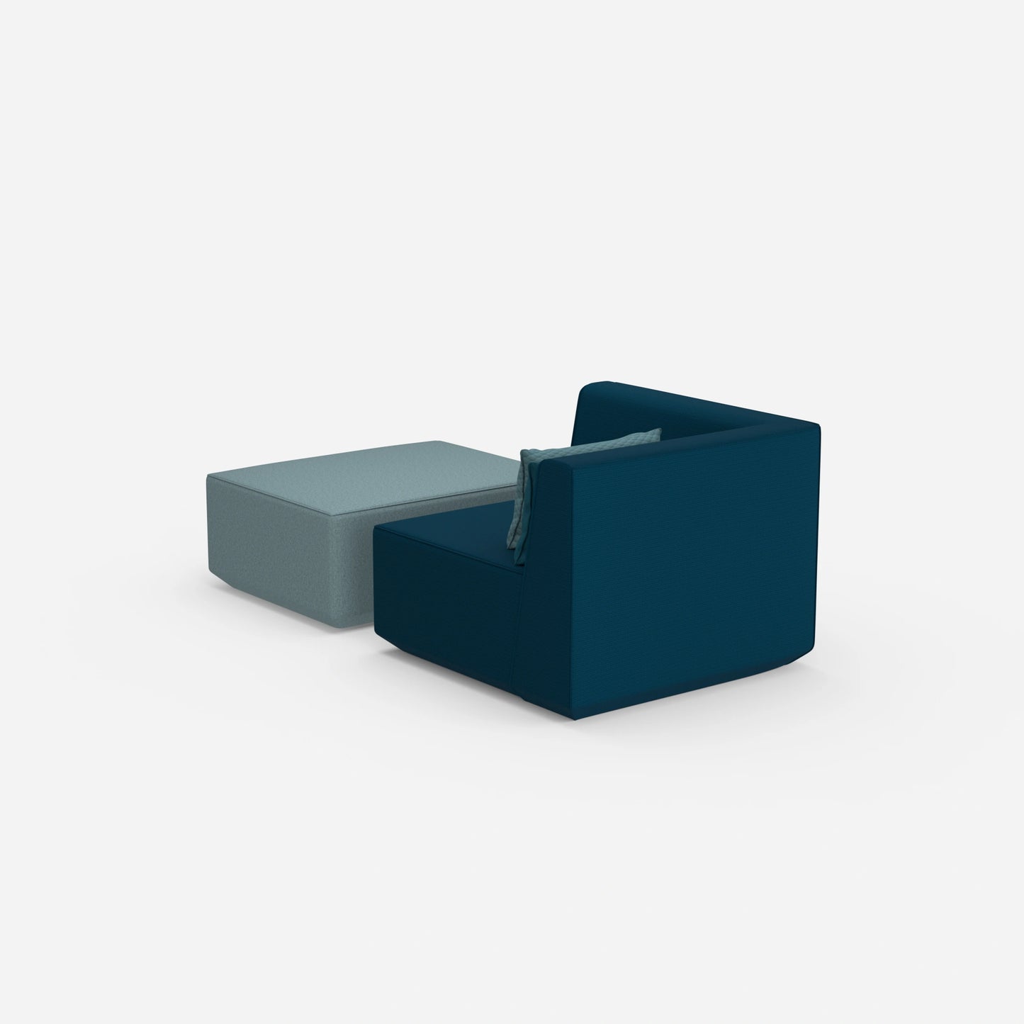 Gemütlicher Sessel mit Hocker von hinten