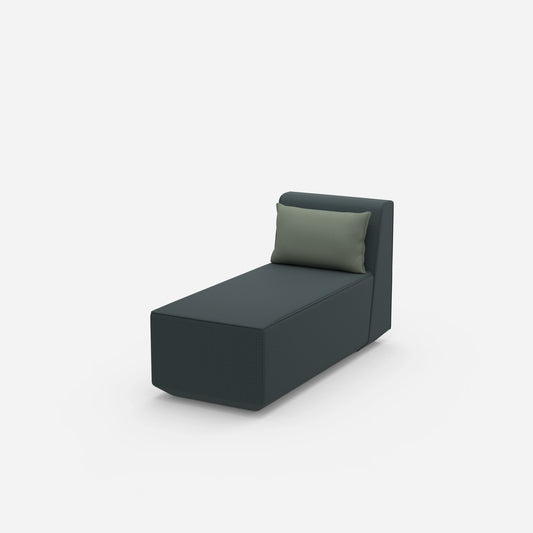 Moderner Longseat Sessel von der Seite