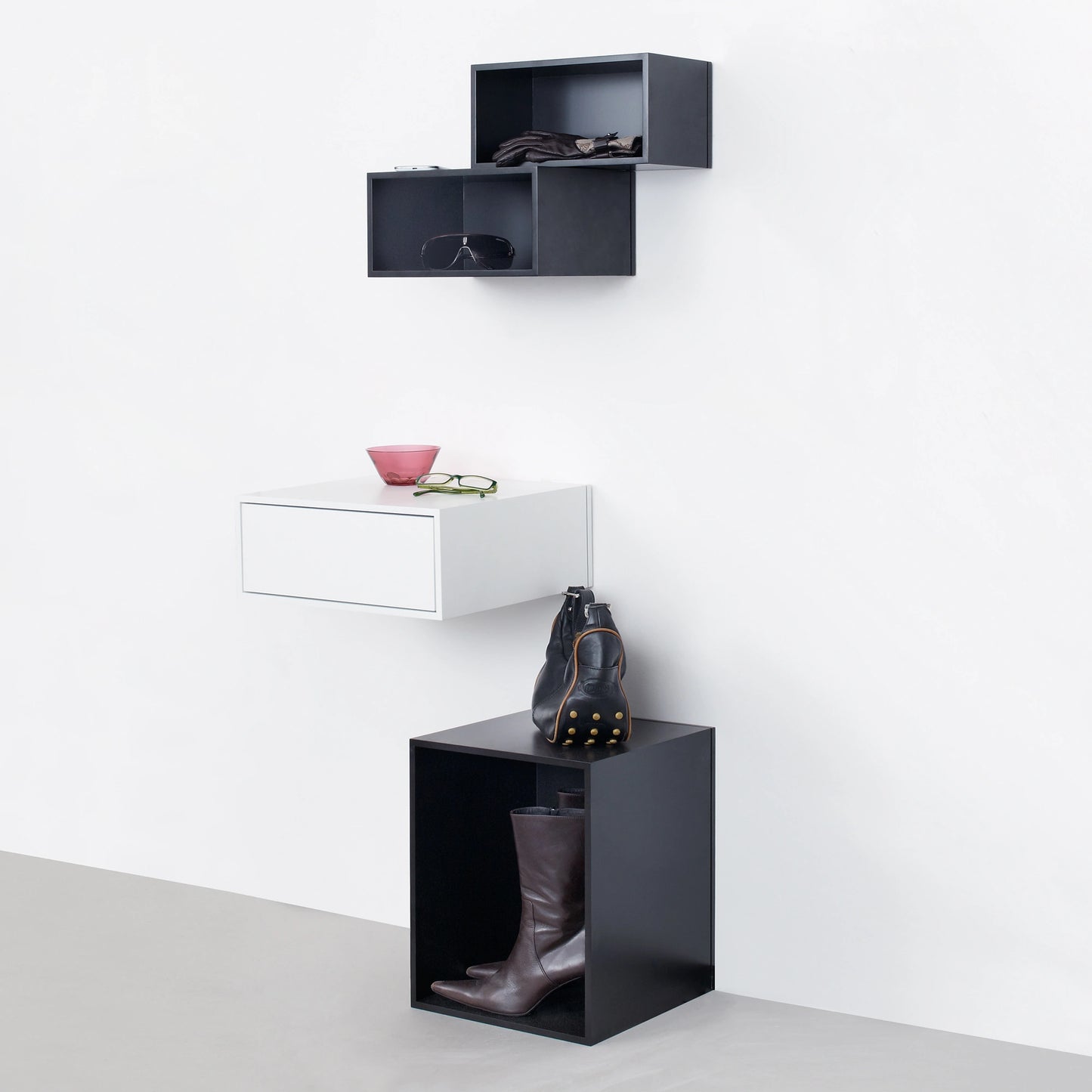 Modulares Regal RK025 von der linken Seite