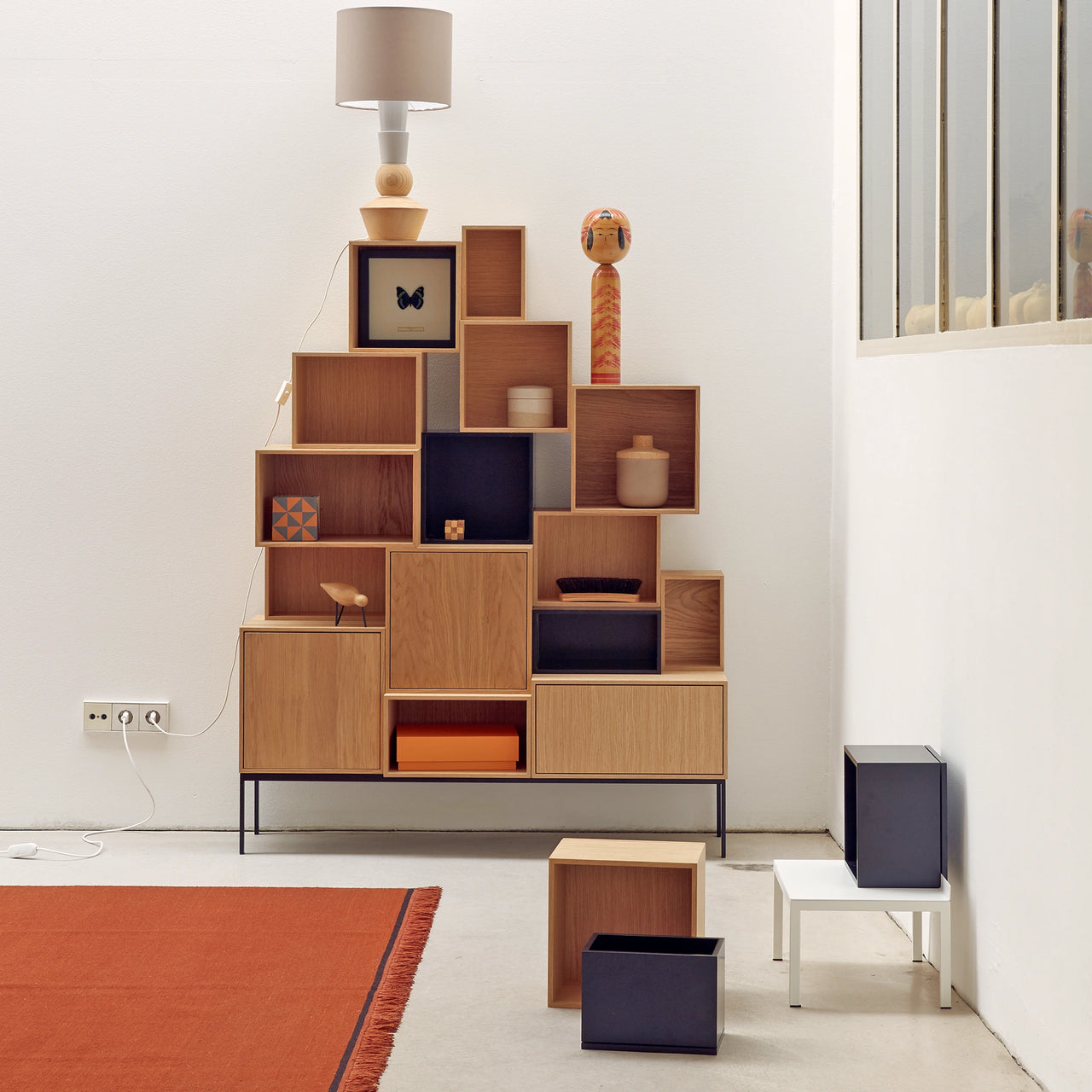 Cubit Lookbook shelving system 32