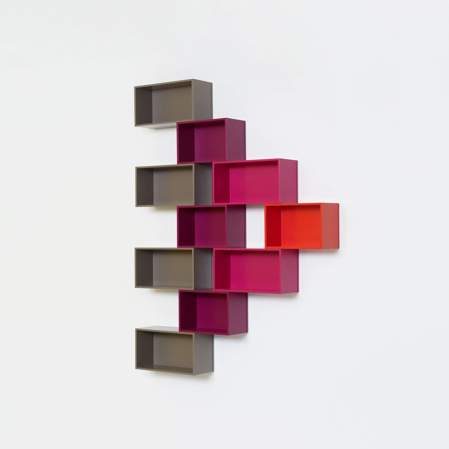 Wall-mounted shelving RK033 from the left side