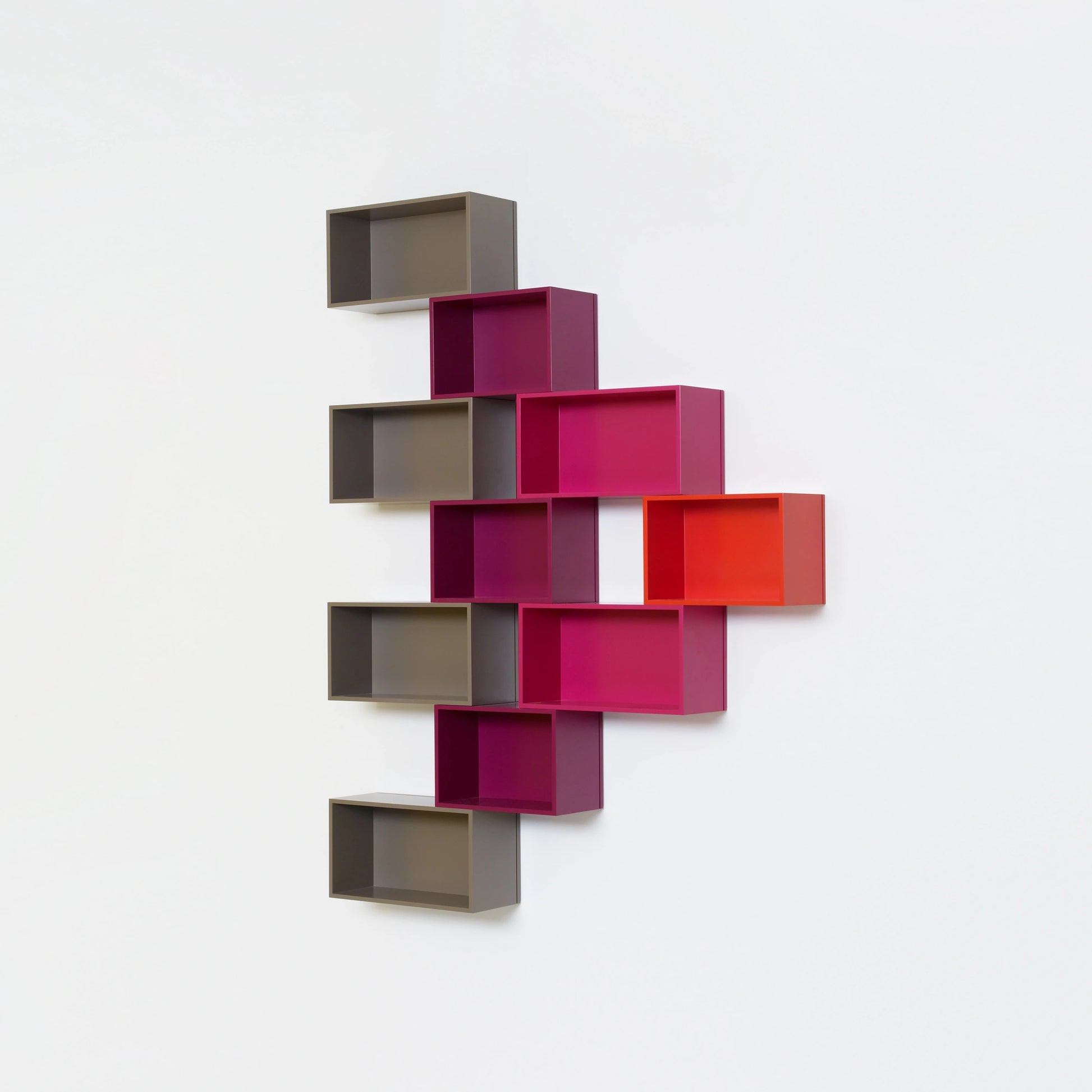 Wall-mounted shelving RK033 from the left side
