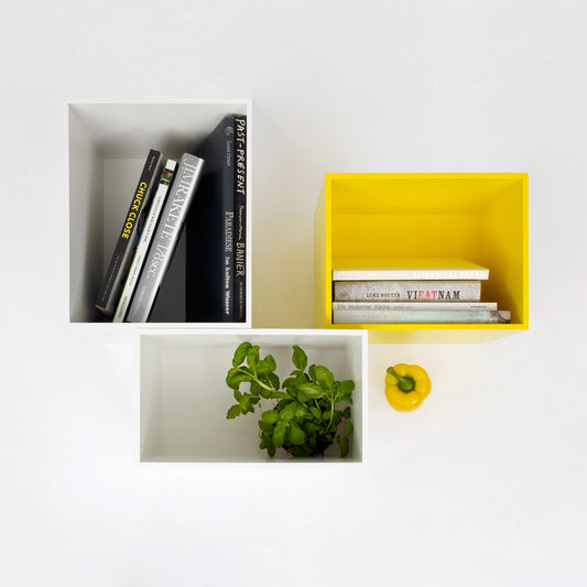 Wall-mounted shelving RK174 from the front