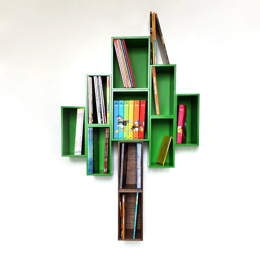 Wall-mounted shelving RK263 from the front