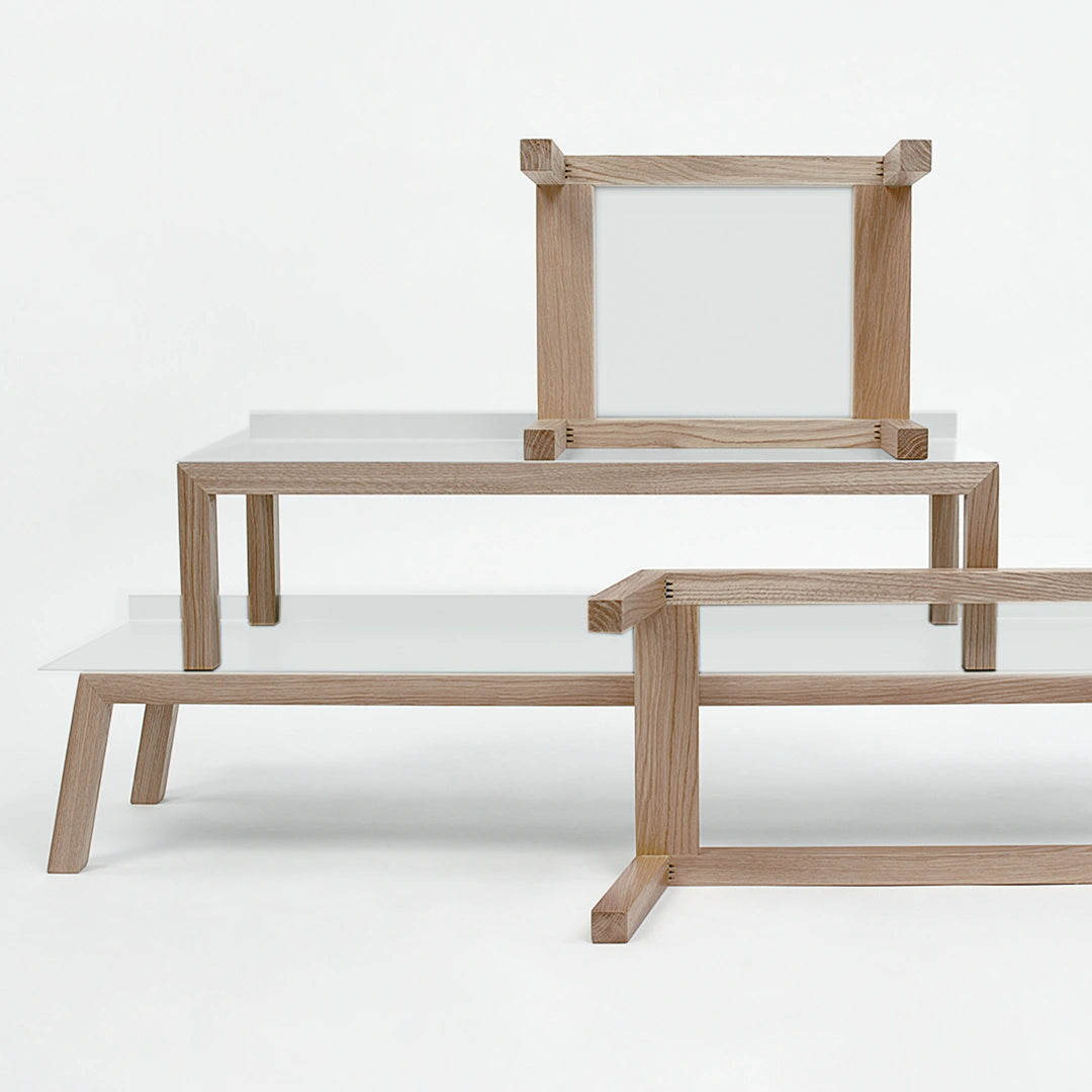 Base frames with solid oak legs and powder-coated steel top plate