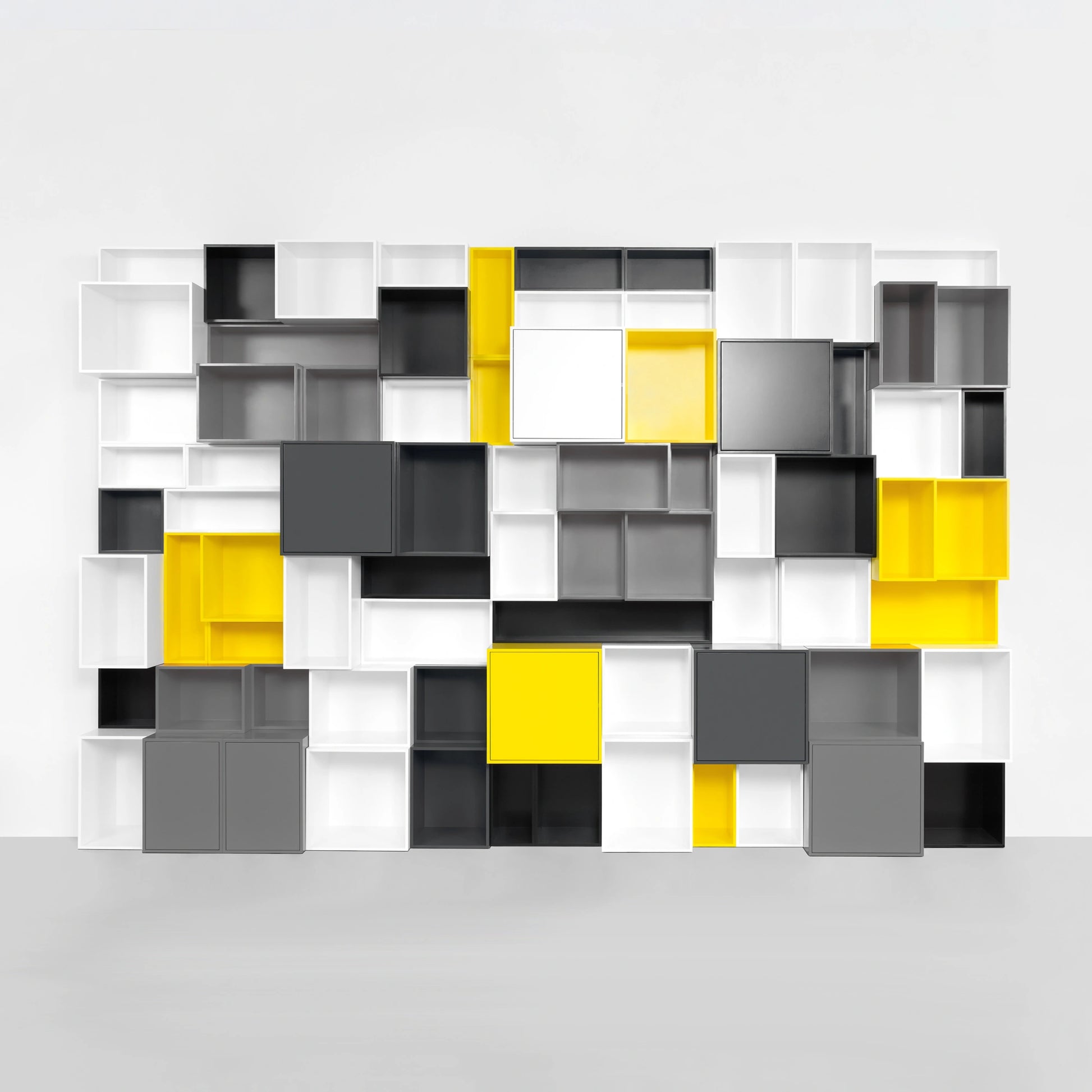 Shelf wall RK168 from the front