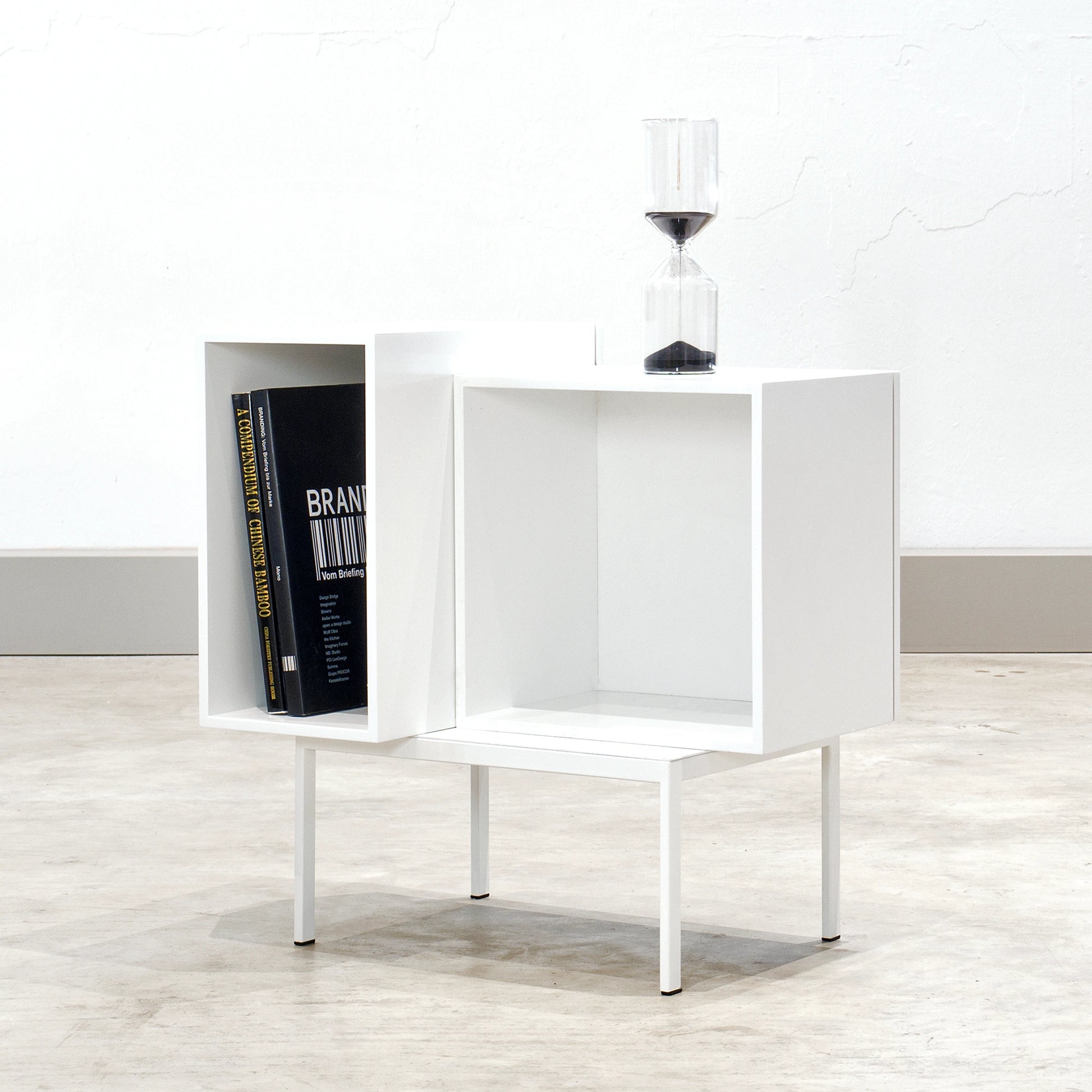 Sideboard SB048 from the right-hand side