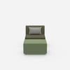 Fauteuil de lecture confortable vu de face