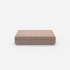Grand pouf moderne vu de face