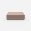 Grand pouf moderne vu de face