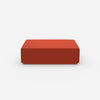Pouf moderno grande visto frontalmente