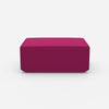 Pouf moderno rosa visto frontalmente