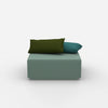 Pouf moderno quadrato visto frontalmente