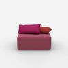 Pouf moderno quadrato visto frontalmente